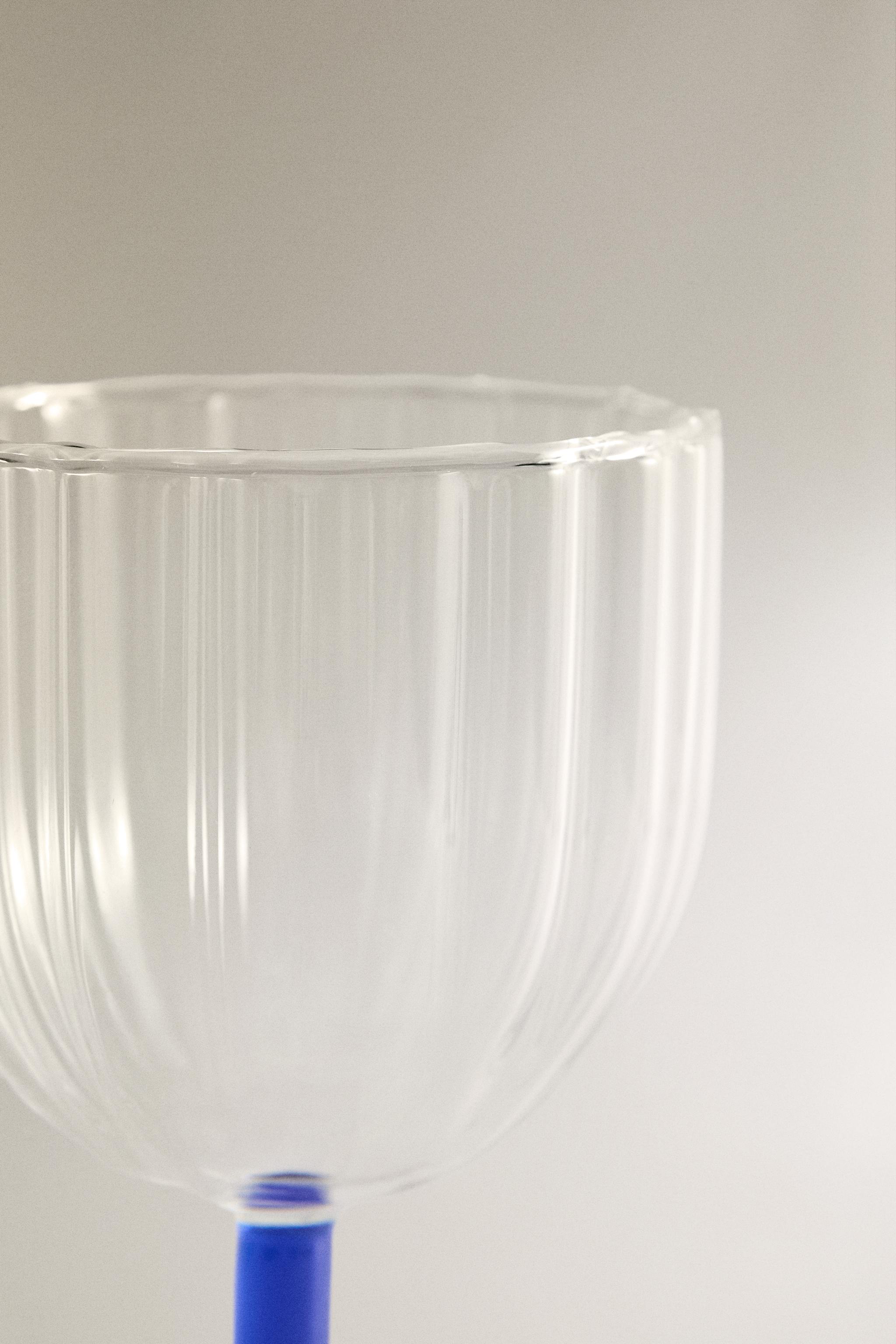BOROSILICATE GLASS WITH COLORED STEM